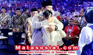 Pelukan Indonesia: Momen Prabowo dan Azzam yang Membuat Ribuan Guru Terharu