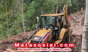 Jalan Kampung Salak Datar Kembali Normal, Warga Cimaja Apresiasi Respons Cepat Bupati Asep Japar dan Dinas PU