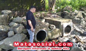 Sidak Pesisir Cipatuguran, Ketua Komisi II DPRD Sukabumi Temukan Indikasi Pencemaran dari Tambak Udang