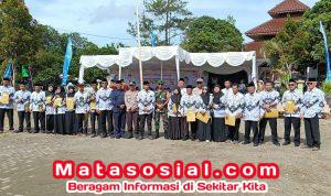 HUT ke-80 PGRI, Dihadiri Forkopimcam dan Ratusan Guru, Camat Dading Pimpin Upacara