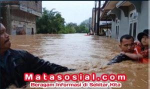 Banjir Tapteng: Prajurit Lanal Sibolga Lakukan Evakuasi Dramatis di Sibuluan