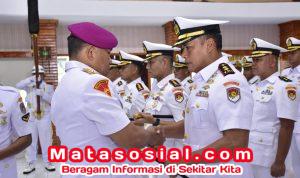WhatsADankodaeral X TNI AL Pimpin Penyerahan dan Pengukuhan Jabatan Strategis di Lingkvvungan Kodaeral Xpp Image 2026-01-07 at 13.50.19