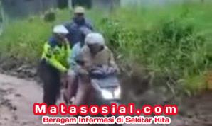 Polantas Sukabumi Sigap Evakuasi Warga dan Kendaraan Terjebak Longsor Simpenan