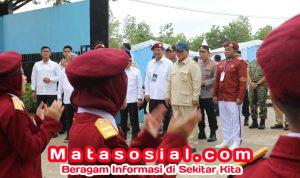 Prabowo Tiba di Sekolah Rakyat 9 Banjarbaru, Sambut Yel-yel dari Siswa dan Tinjau Fasilitas Sekolah