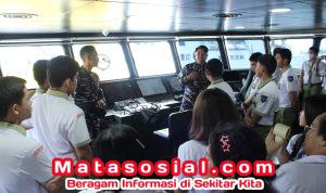 Lanal Nias Sambut Kedatangan Kapal Kepresidenan KRI Bung Karno-369, Gelar Open Ship Untuk Masyarakat Nias