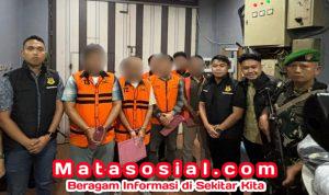 Kejari Sukabumi Tahan Delapan Tersangka Kredit Fiktif Termasuk Pejabat Bank