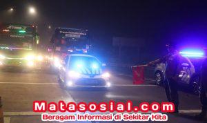 Polres Sukabumi Kawal Ribuan Buruh ke Jakarta, Kapolres Ingatkan Aksi Damai